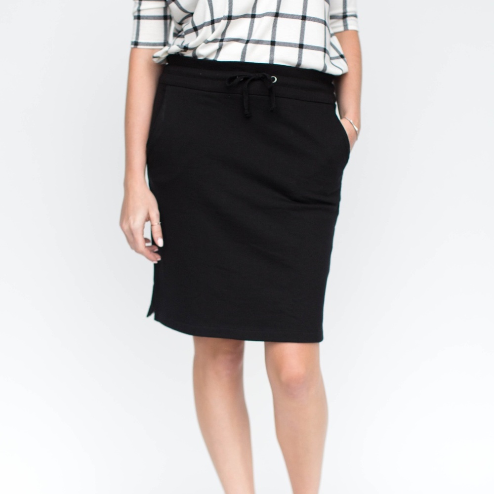 Agnes & Dora Black Weekend Skirt NWT